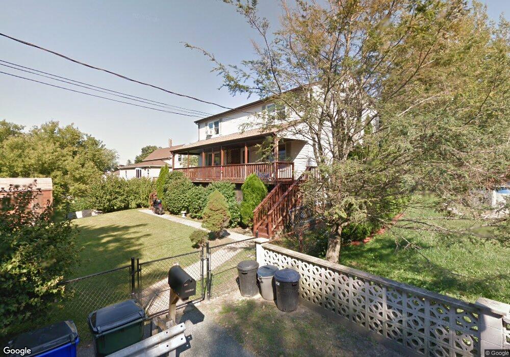 350 Bayview St, Fall River, MA 02724 - photo 1