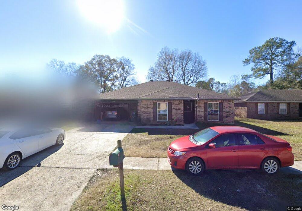 203 Chess Dr, Slidell, LA 70458 - photo 1