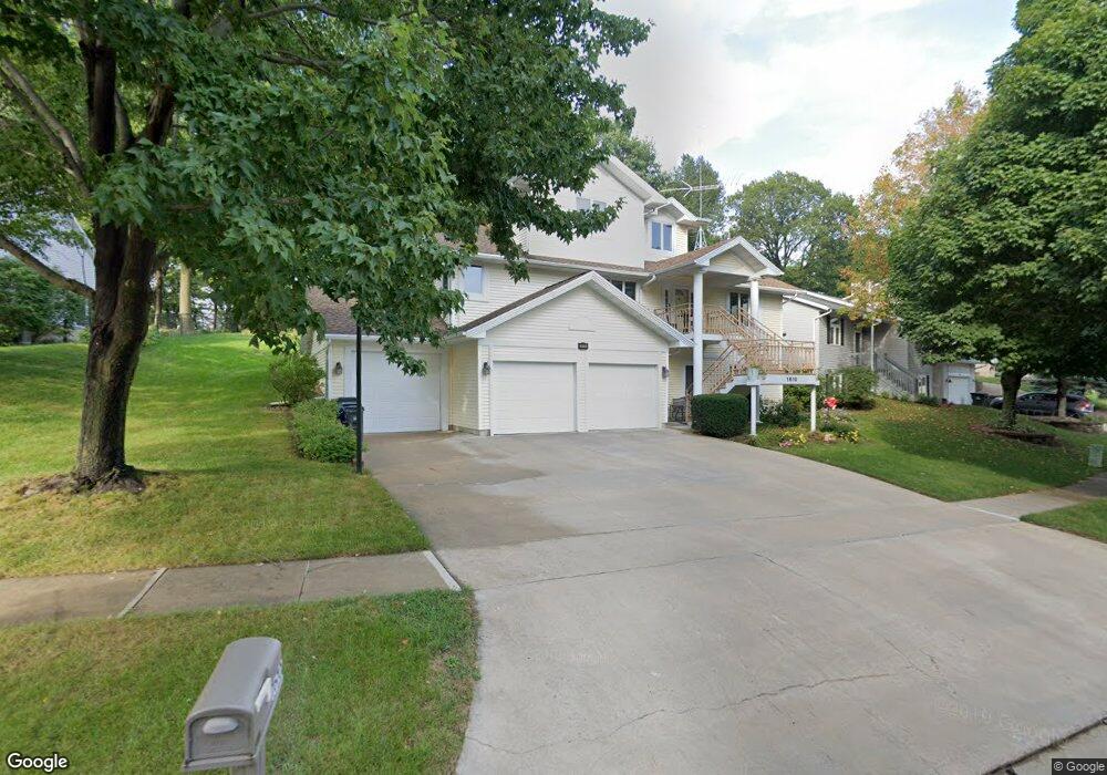 1610 Whitters Way NW, Cedar Rapids, IA 52405 - photo 1