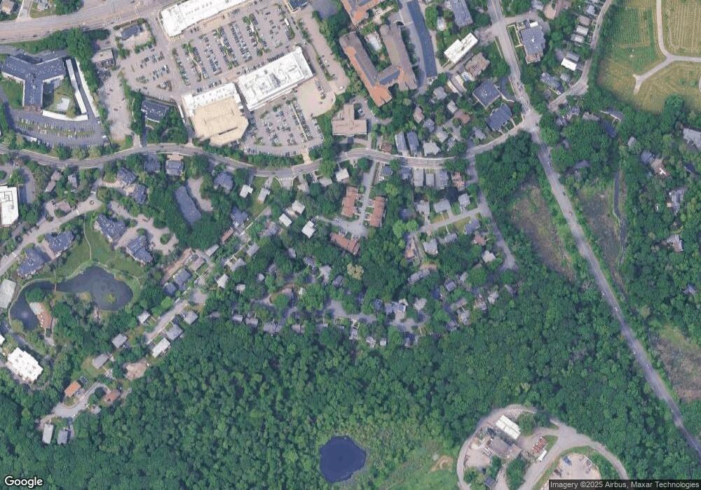 14 Heathwood Ln, Chestnut Hill, MA 02467 - photo 1