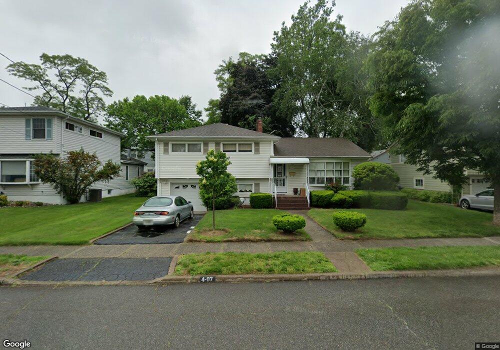 4-07 Alyson St unit 1X, Fair Lawn, NJ 07410 - photo 1