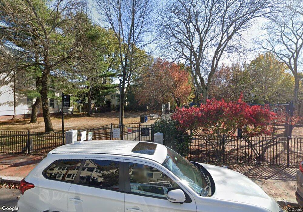 39 Cedar Square unit 1, Cambridge, MA 02140 - photo 1