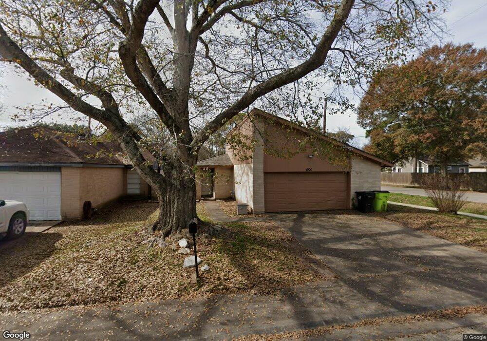 1900 Tremont Ct, Rosenberg, TX 77471 - photo 1