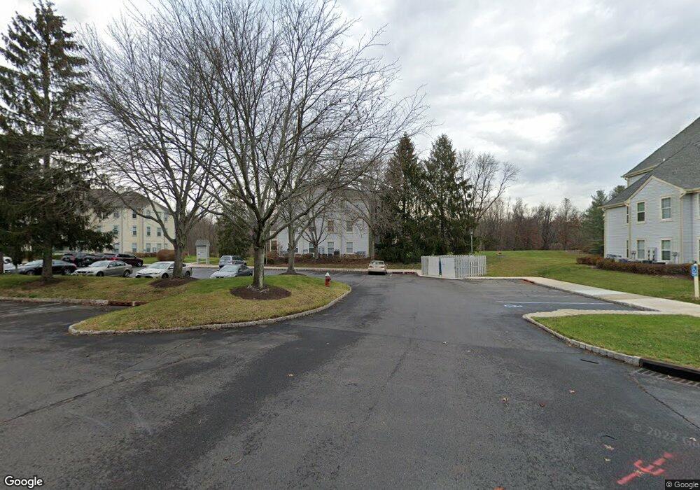 203 Salem Ct unit 203, Princeton, NJ 08540 - photo 1