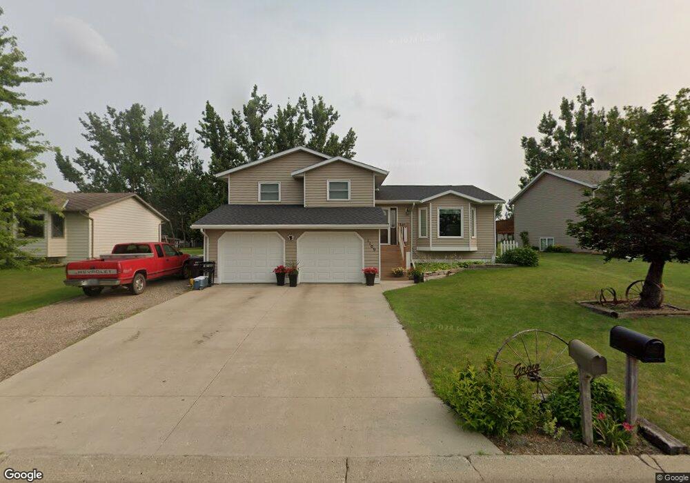 1109 8th St SW, Jamestown, ND 58401 - photo 1