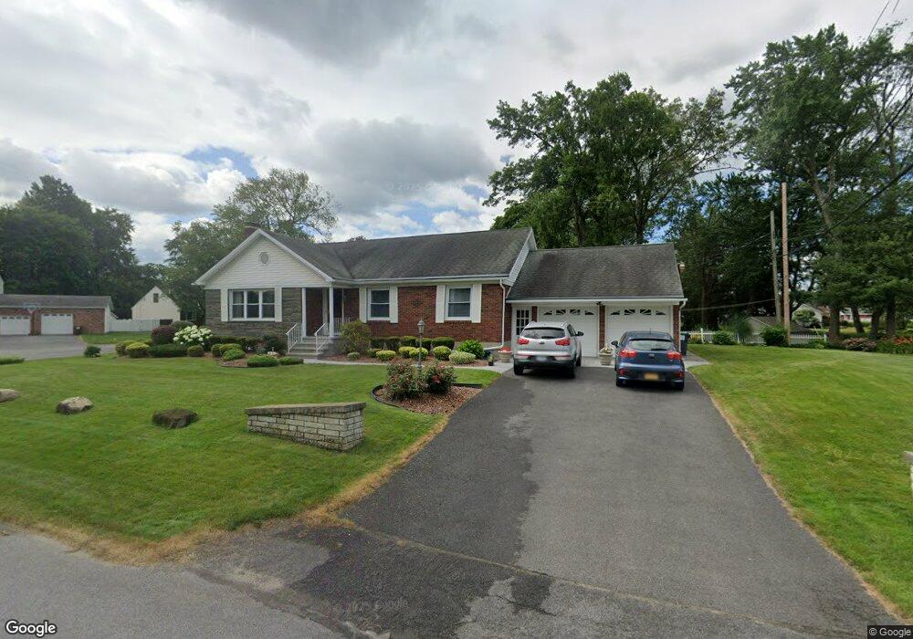 69 Miles Standish Rd, Schenectady, NY 12306 - photo 1