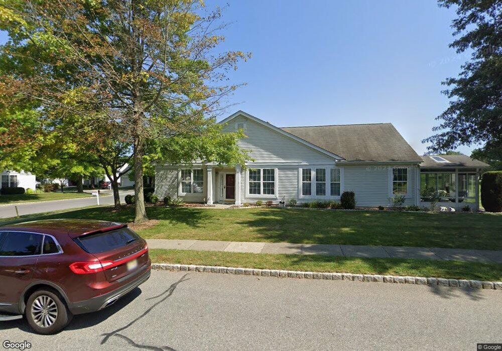 2 Kensington Cir unit 2, Belvidere, NJ 07823 - photo 1