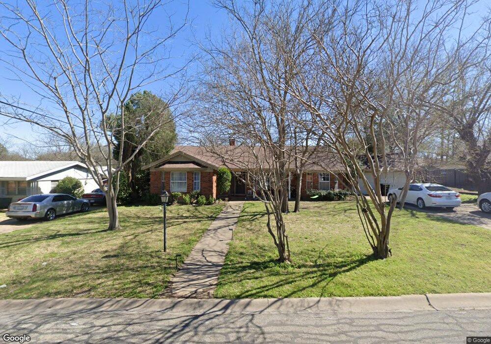 1207 Crestwood Dr unit R, Cleburne, TX 76033 - photo 1