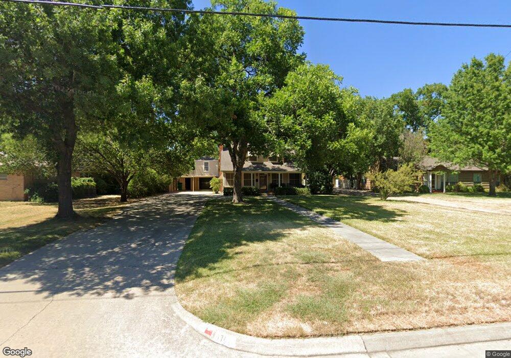 1709 E California St, Gainesville, TX 76240 - photo 1