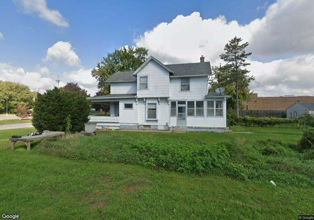 1705 Iowa St, Davenport, IA 52803 - photo 1