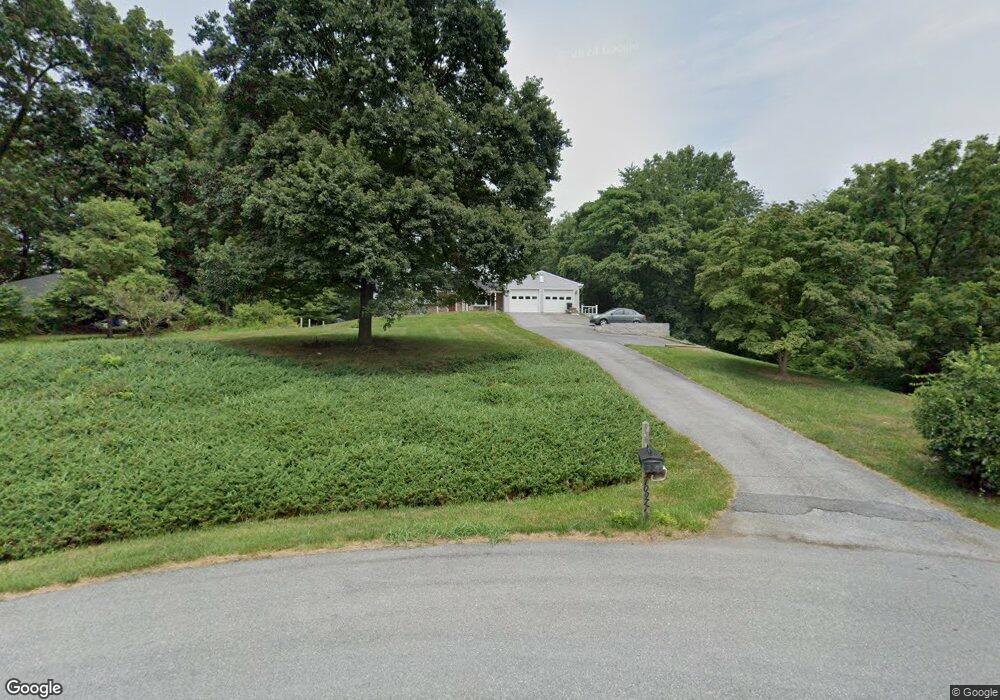 10977 Horseshoe Dr, Frederick, MD 21701 - photo 1