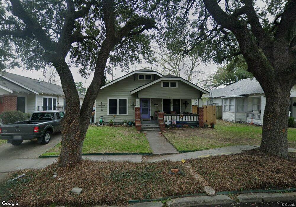 1136 W Gardner St, Houston, TX 77009 - photo 1
