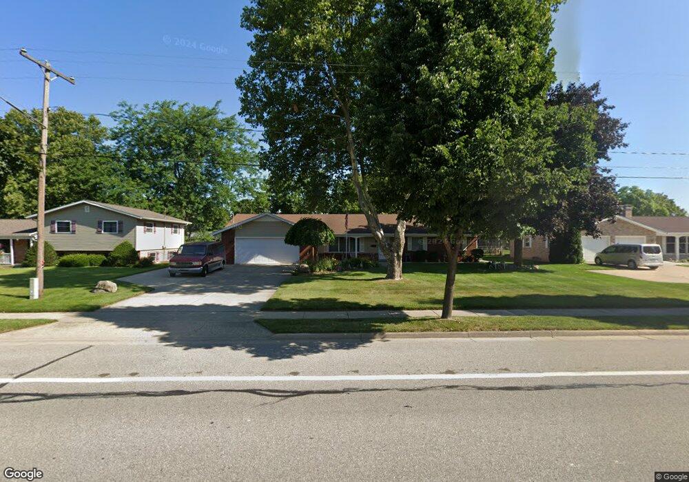 952 E Genesee St, Frankenmuth, MI 48734 - photo 1