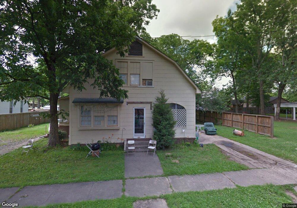 208 W 7th St, Stuttgart, AR 72160 - photo 1