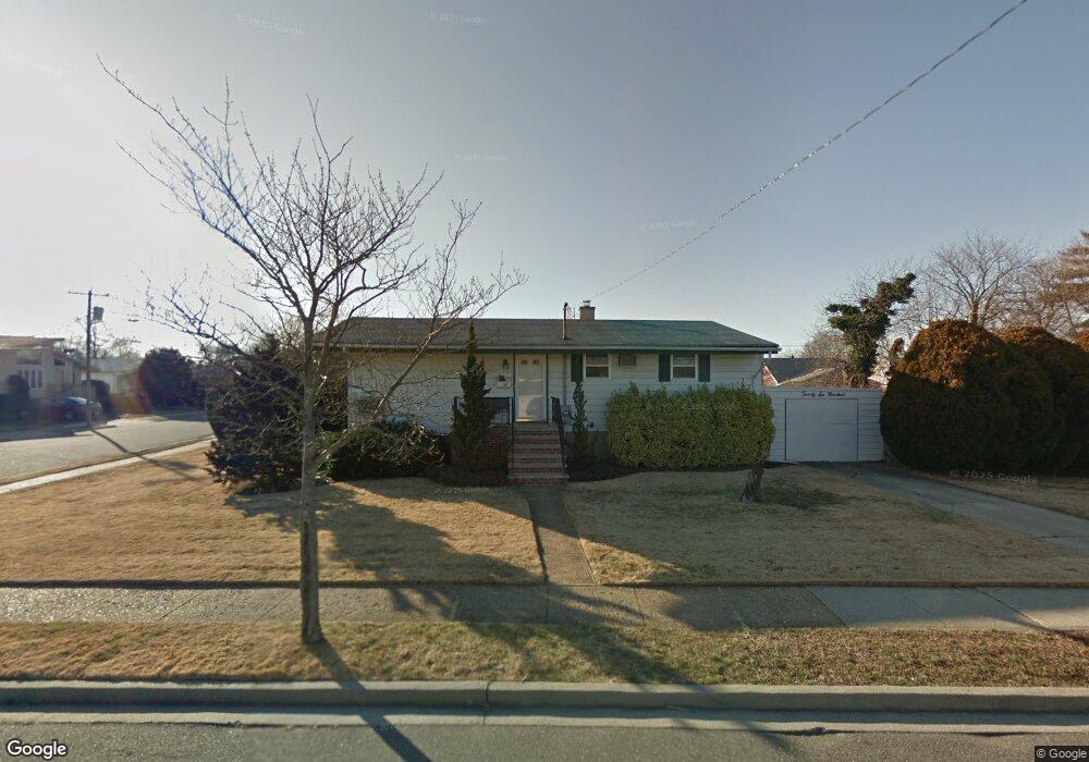 2600 Centre Ave, Bellmore, NY 11710 - photo 1