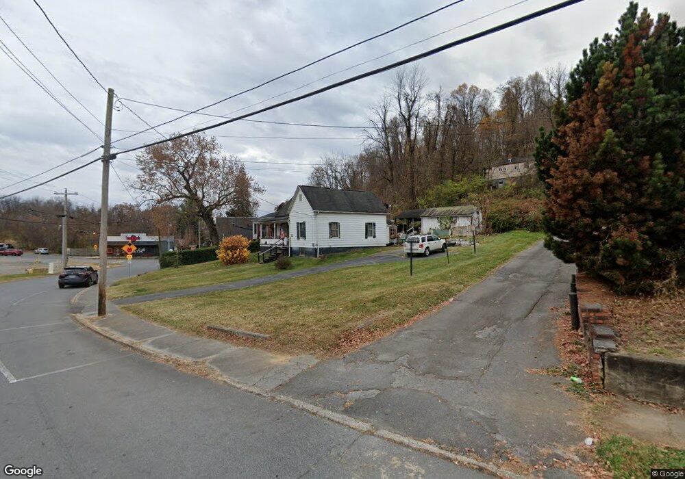 634 E Maple St, Johnson City, TN 37601 - photo 1