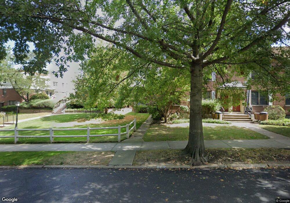 6979 Park Dr E unit A, Flushing, NY 11367 - photo 1