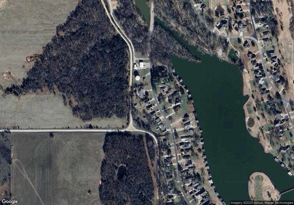 1242 Kiowa Dr W, Gainesville, TX 76240 - photo 1