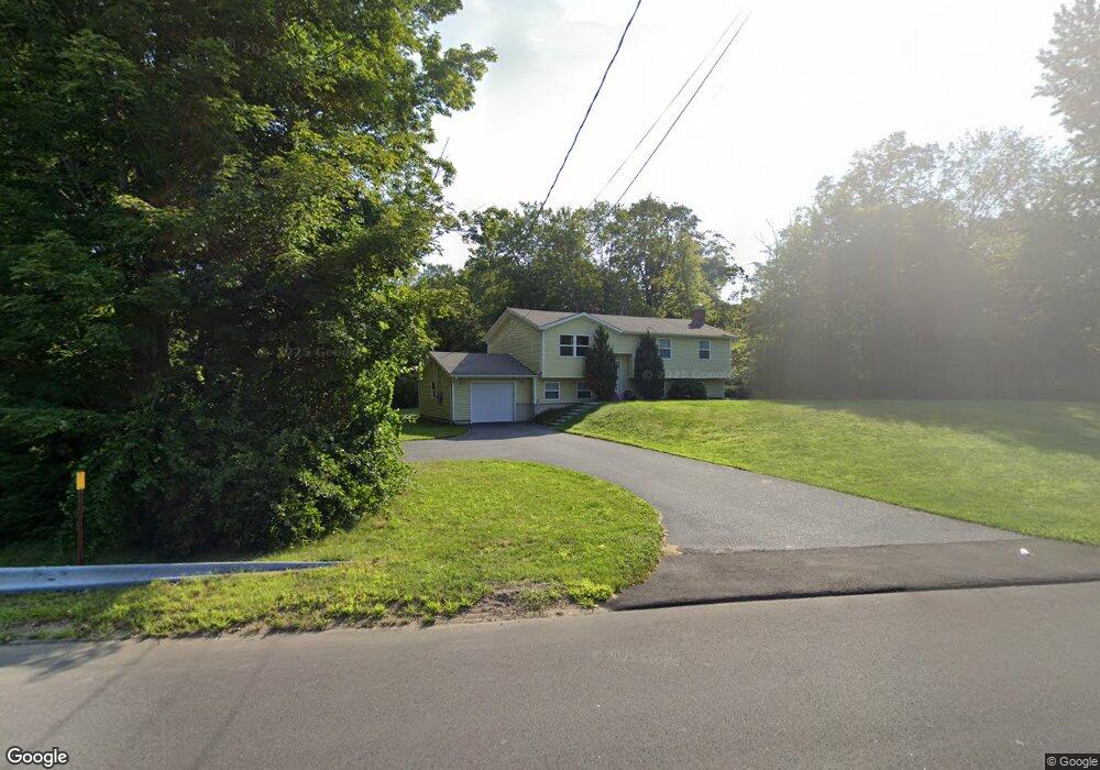 2 Cedar Ln, New Hartford, CT 06057 - photo 1