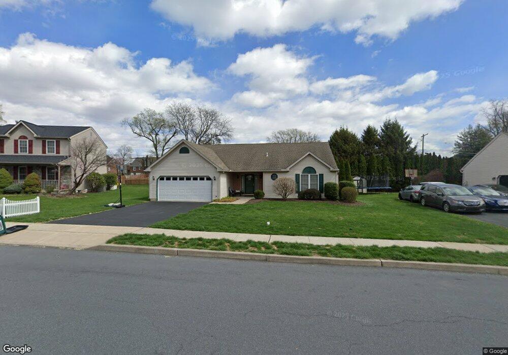 4585 Prestwick Dr, Reading, PA 19606 - photo 1