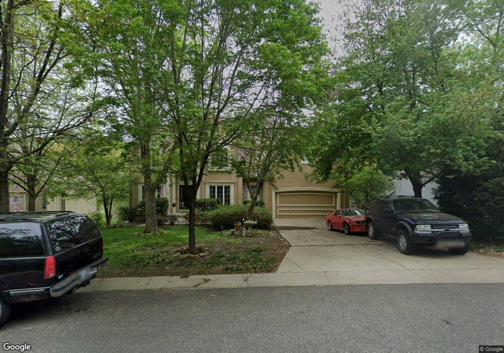 7619 Widmer Rd, Shawnee, KS 66216 - photo 1