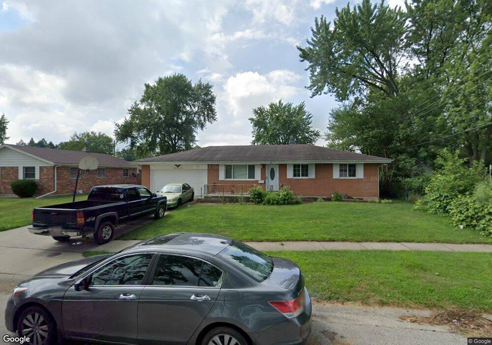 821 Christian Ave, Elkhart, IN 46517 - photo 1