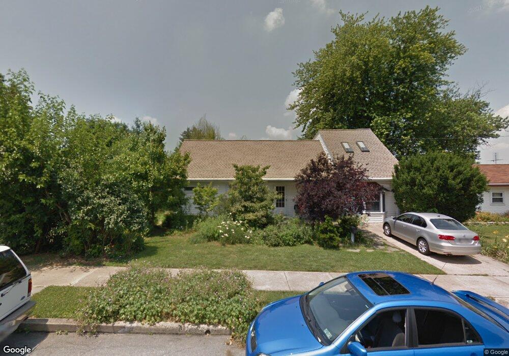 727 E Cypress St, Palmyra, PA 17078 - photo 1