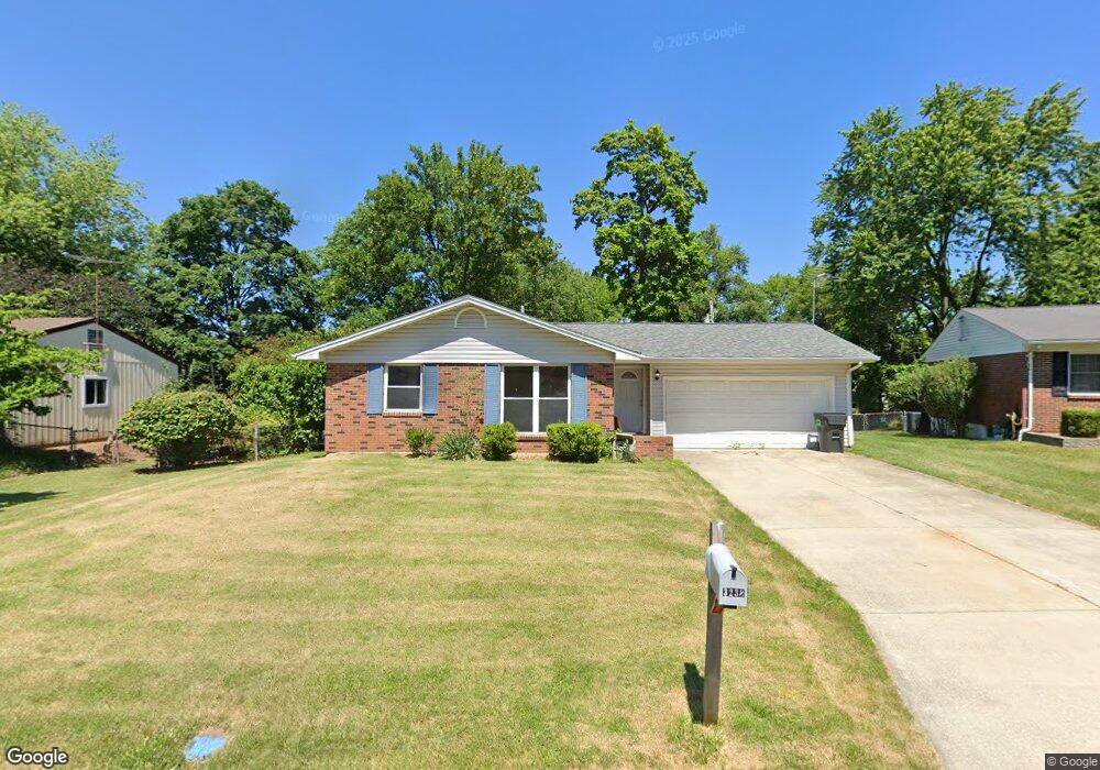 3238 Edgeworth Ln, Saint Charles, MO 63301 - photo 1