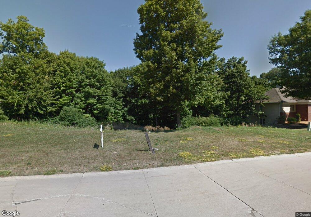 2807 Old Orchard Rd NE, Cedar Rapids, IA 52402 - photo 1