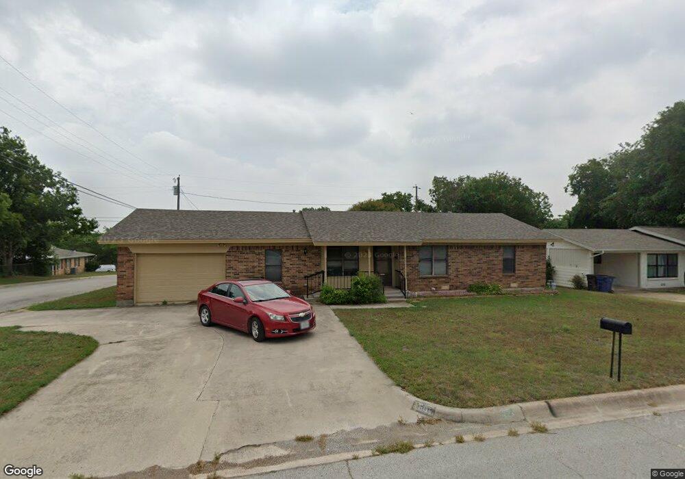 1501 S Stratton St, Decatur, TX 76234 - photo 1