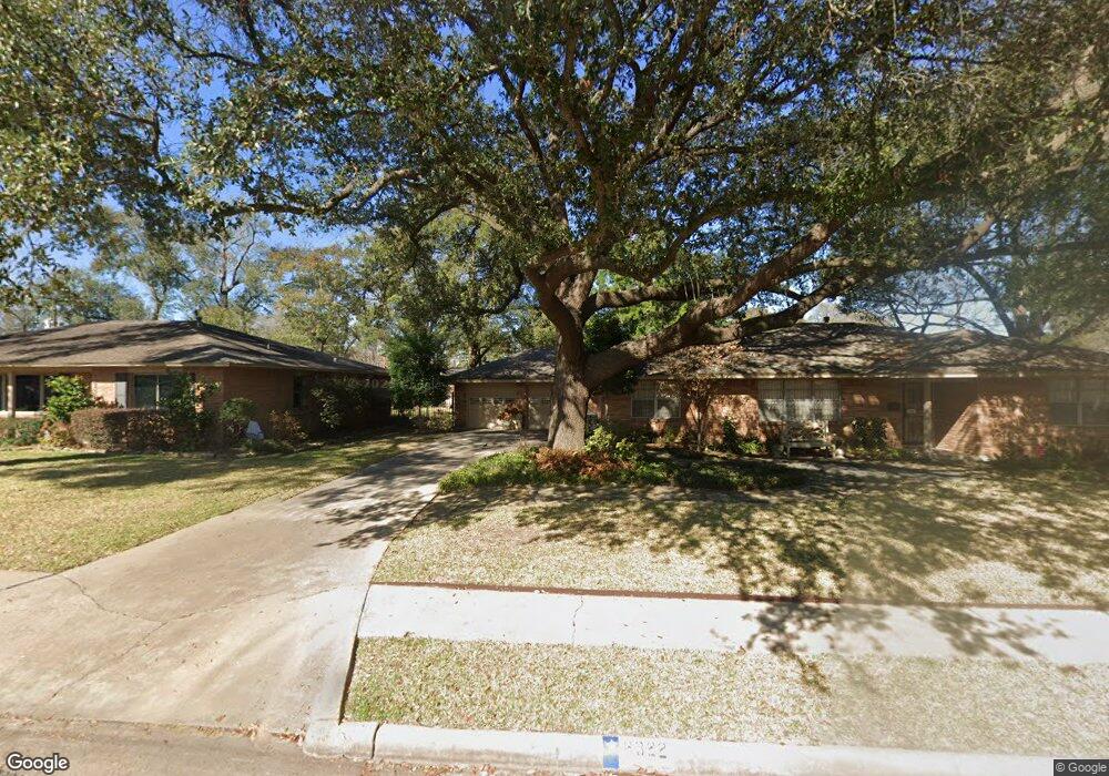6322 Lindyann Ln, Houston, TX 77008 - photo 1