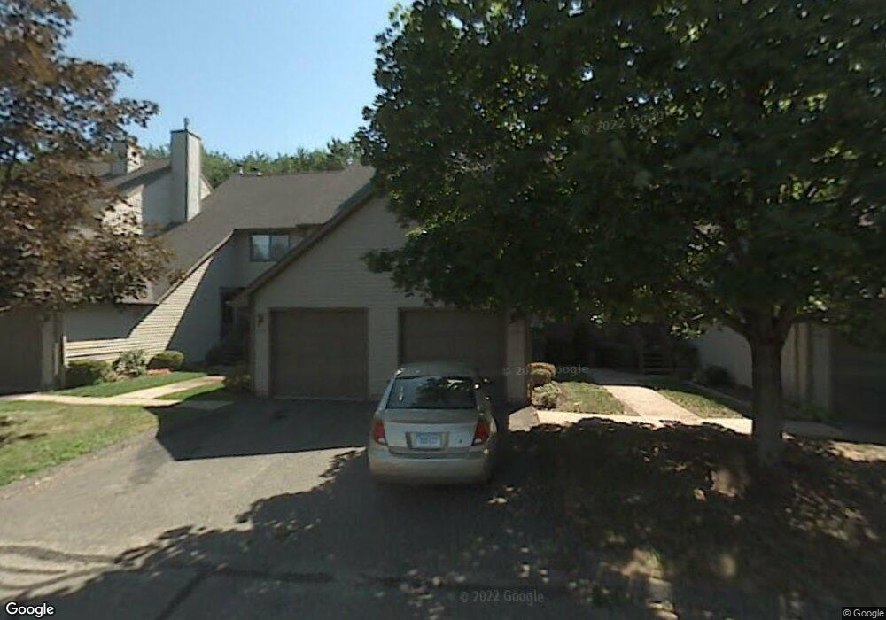 101 Fox Run Ct, Newington, CT 06111 - photo 1