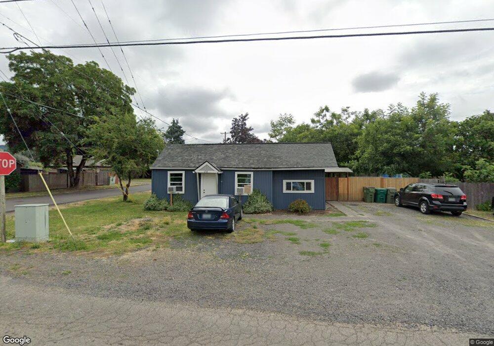 1718 N Main St, Newberg, OR 97132 - photo 1
