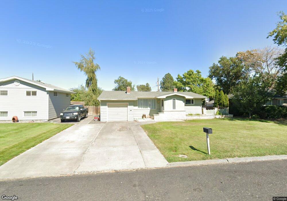 1321 E Juniper St, Othello, WA 99344 - photo 1