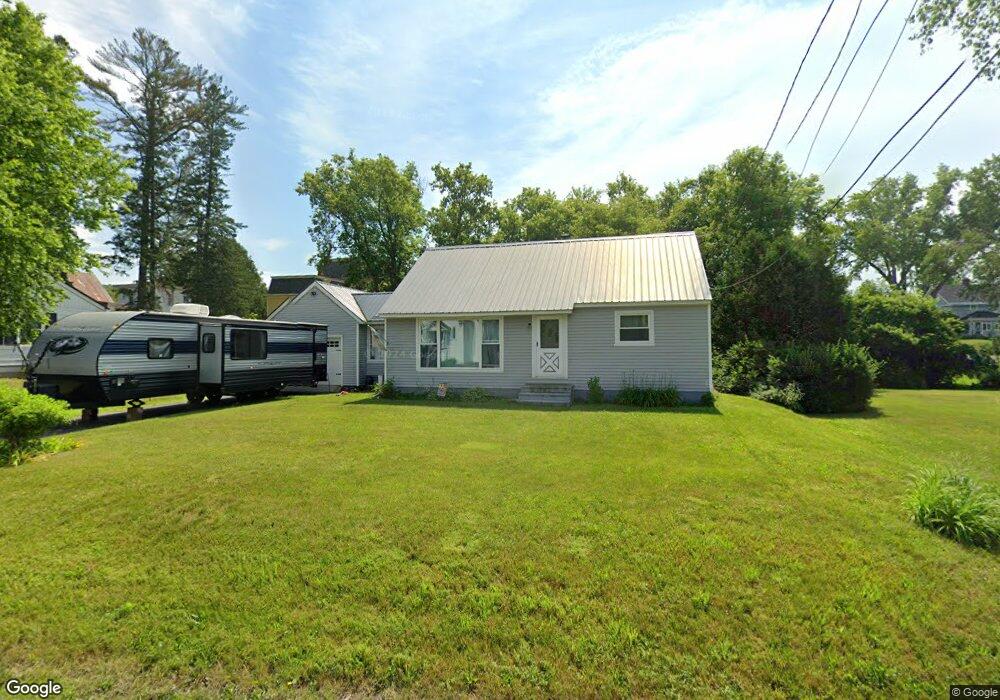 61 Southard St, Saint Johnsbury, VT 05819 - photo 1