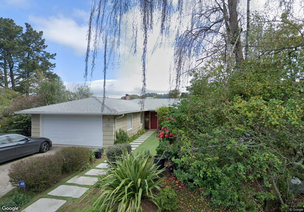 1015 Middlefield Rd, Berkeley, CA 94708 - photo 1