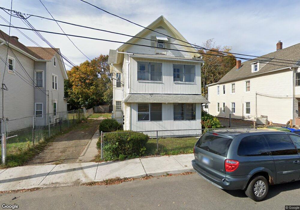 23 Robinson St unit 2, Waterbury, CT 06704 - photo 1