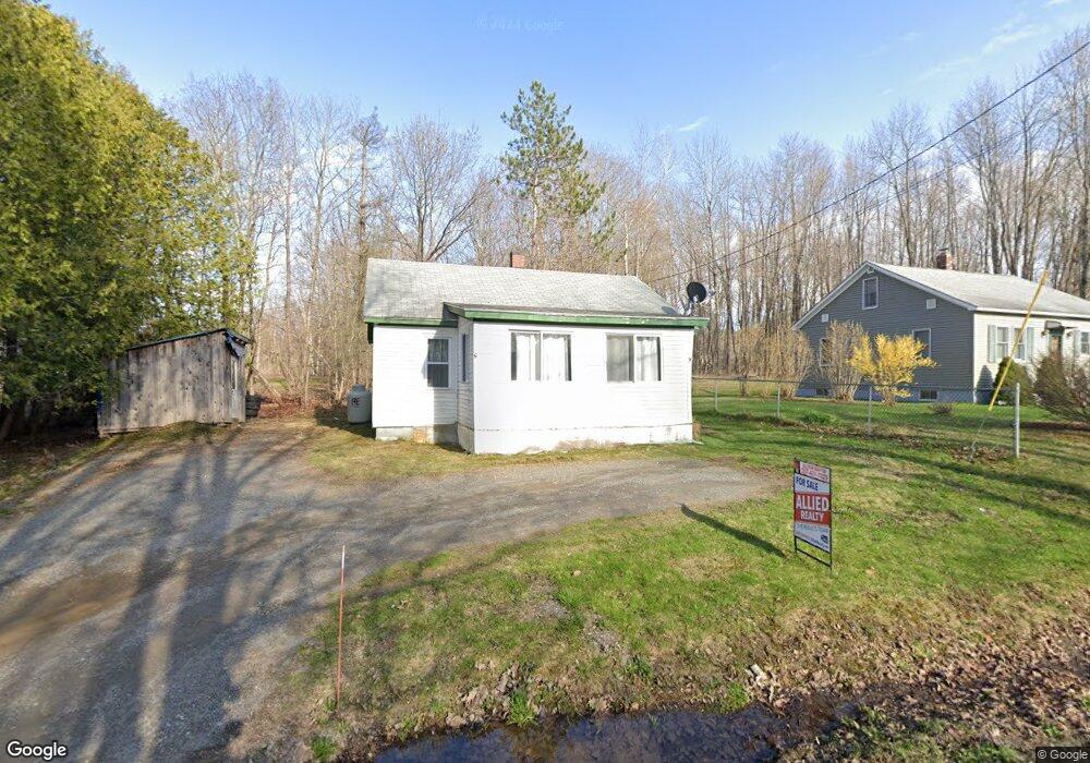 11 Elm St, Dexter, ME 04930 - photo 1