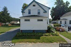 28 Lake Ave, Barrington, RI 02806