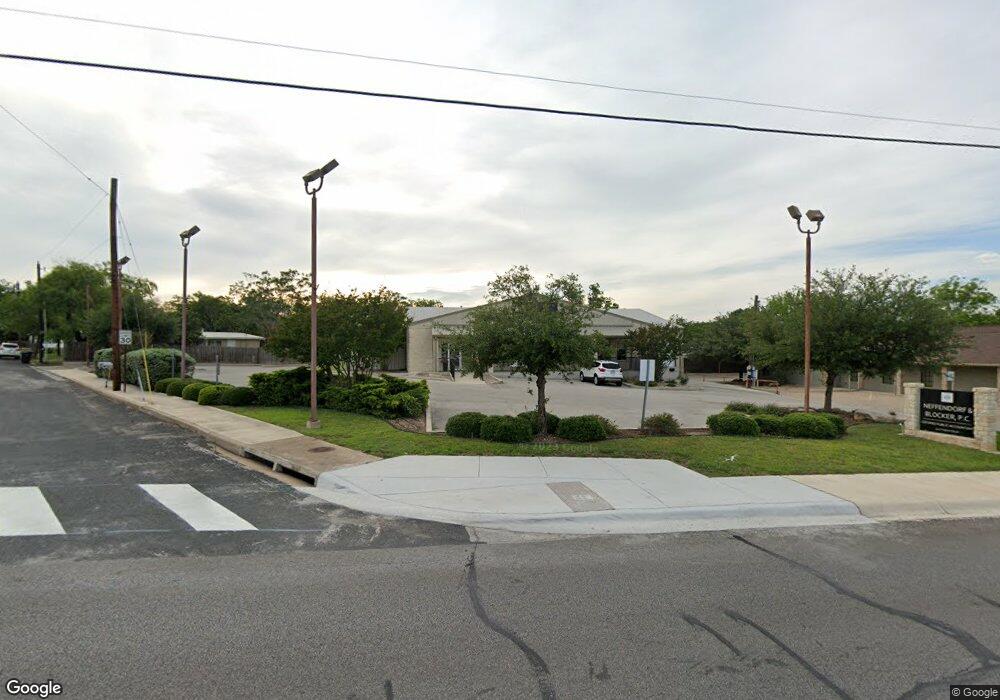 512 S Adams St, Fredericksburg, TX 78624 - photo 1