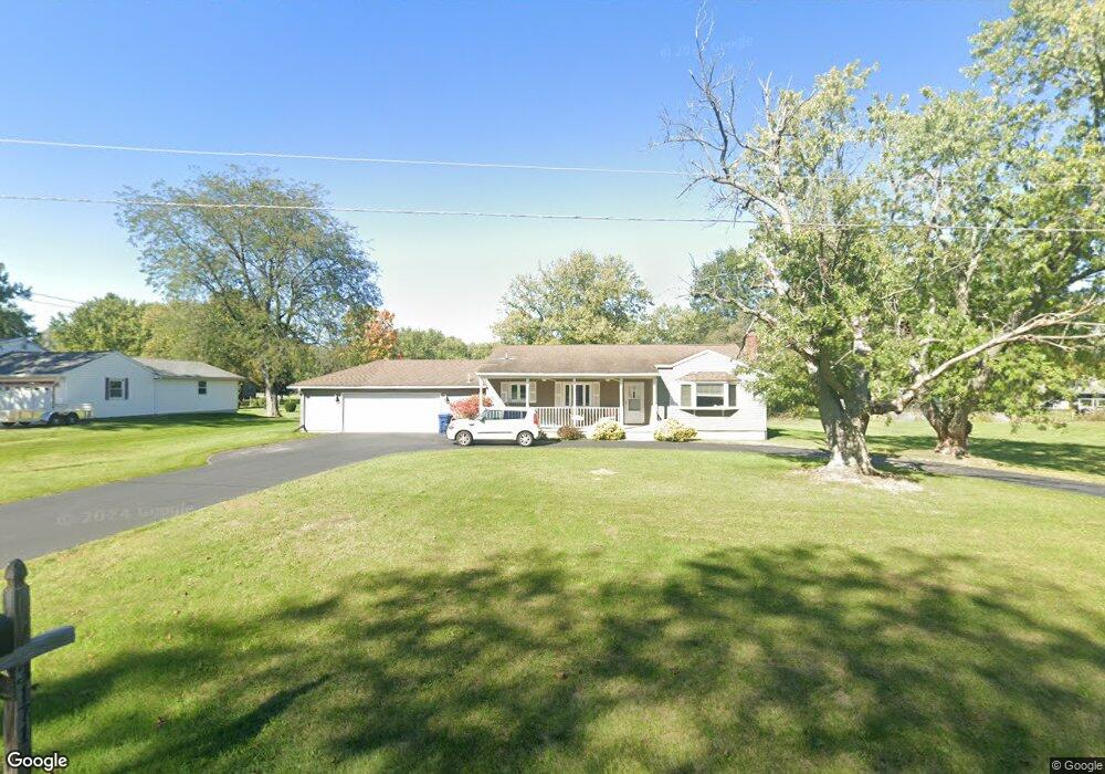 3172 Clement Dr, Lima, OH 45806 - photo 1