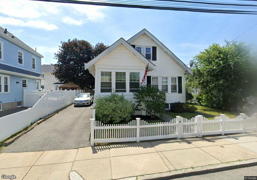 33 Laurie Ave, West Roxbury, MA 02132 - photo 1