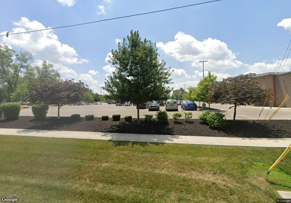 207 W Berkley Ave, Muncie, IN 47303 - photo 1