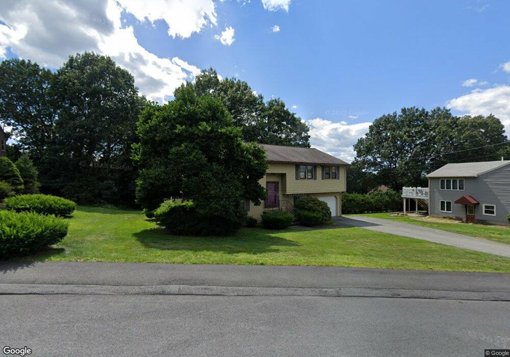 19 Rag Rock Dr, Woburn, MA 01801 - photo 1