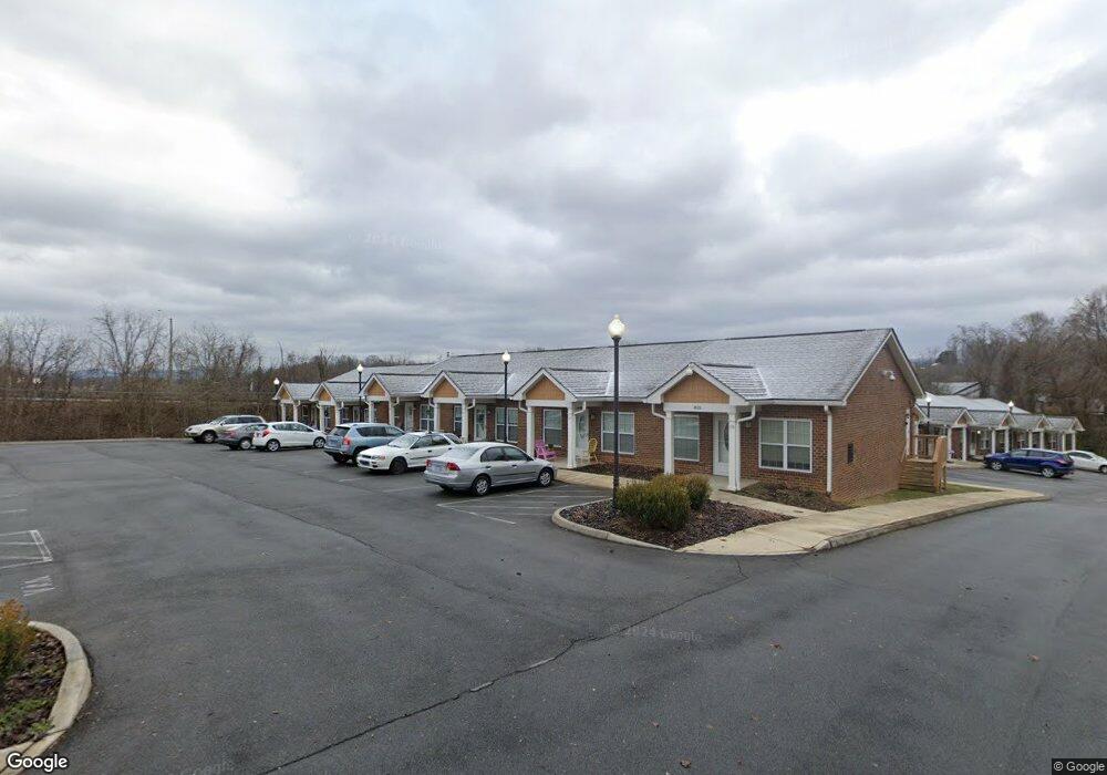 814 Baker St, Johnson City, TN 37601 - photo 1