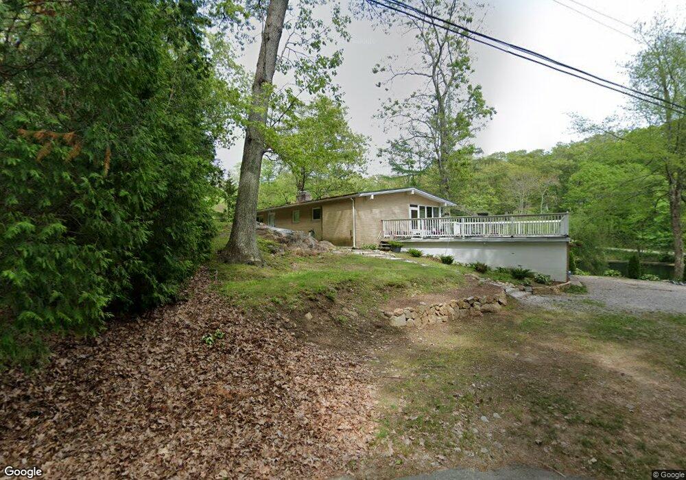 7 Smith Pond Way, Gales Ferry, CT 06335 - photo 1