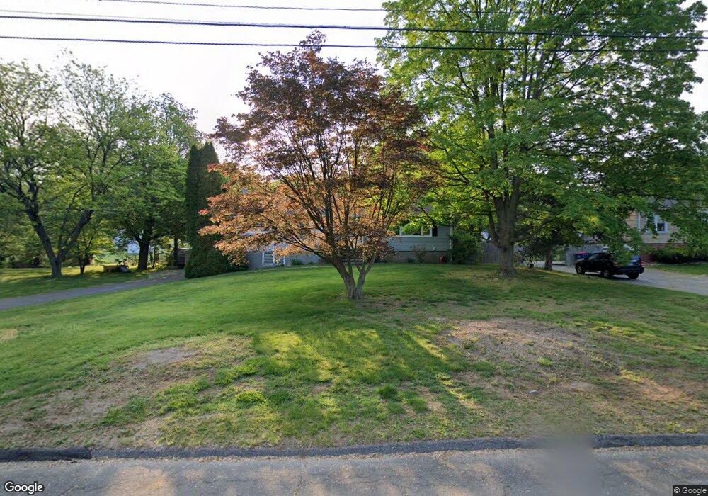 28 Wesley Dr, Trumbull, CT 06611 - photo 1