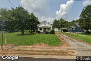 310 Hurt St, Chatham, VA 24531
