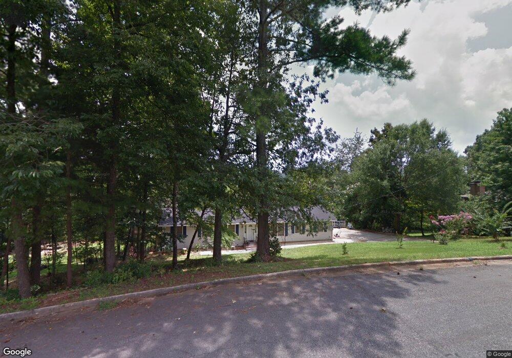 601 Mountain View Cir, Gainesville, GA 30501 - photo 1