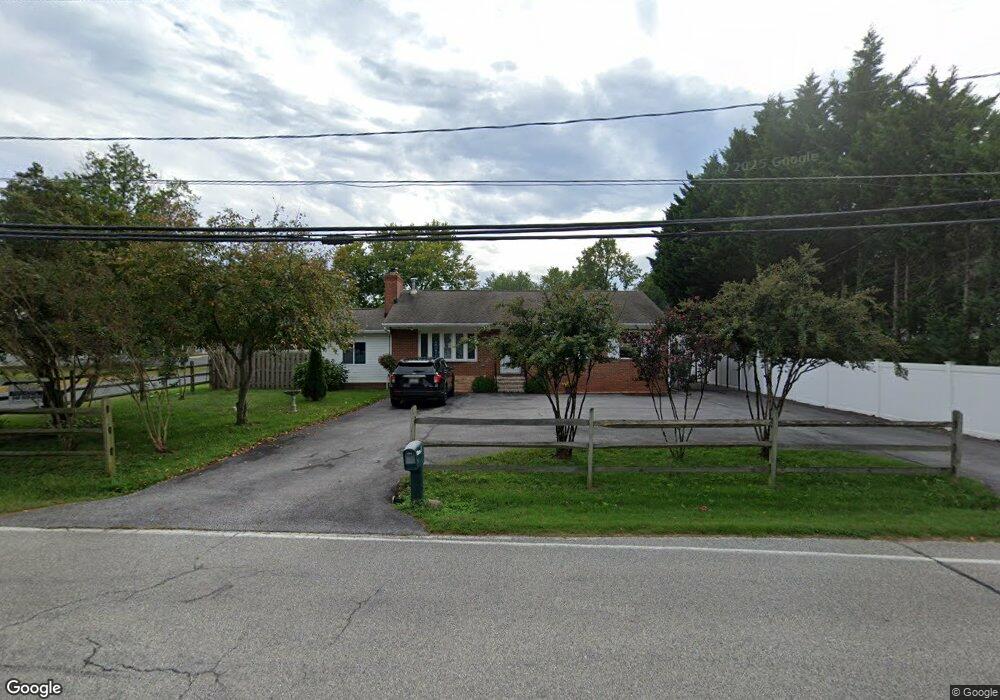 51 Southdown Rd, Edgewater, MD 21037 - photo 1